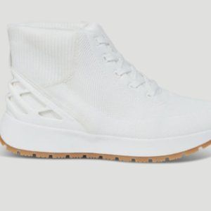 Kizik Women's Suncrest Boots - White